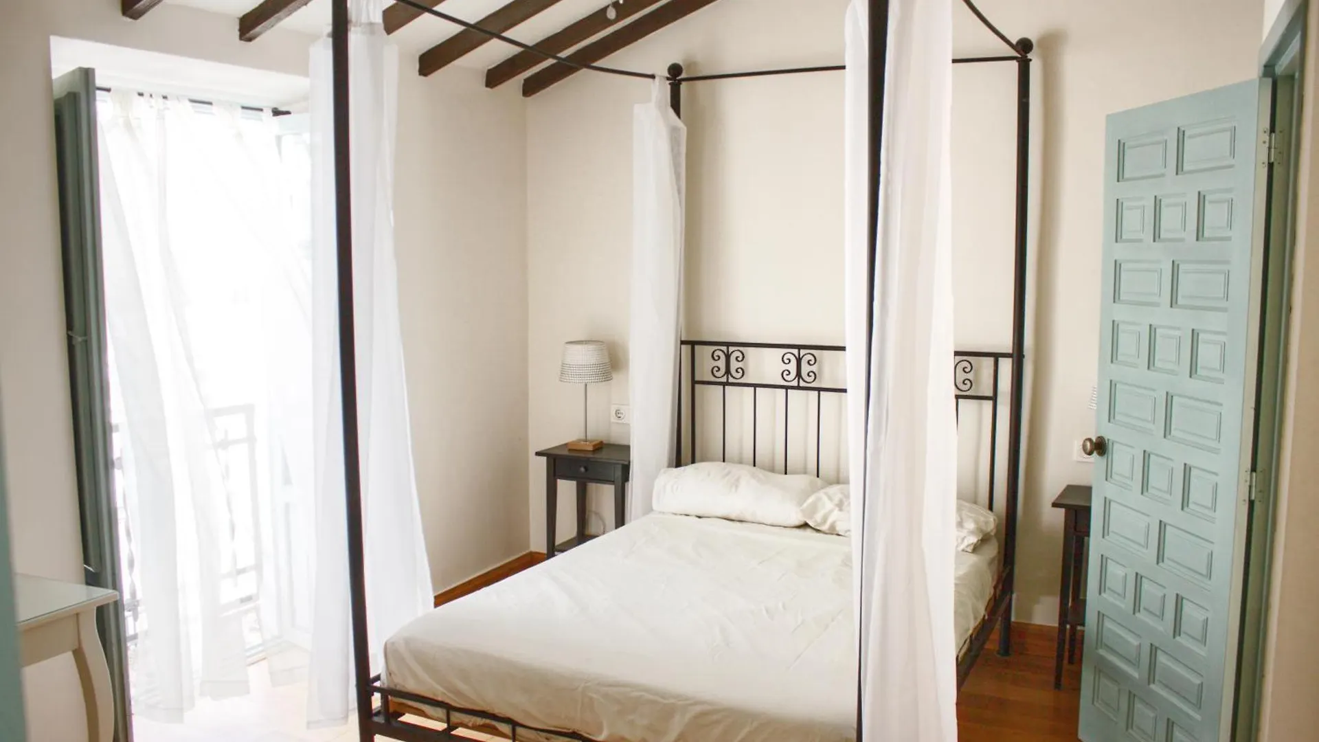 Beautiful Home With Private Pool Velez de Benaudalla Spain